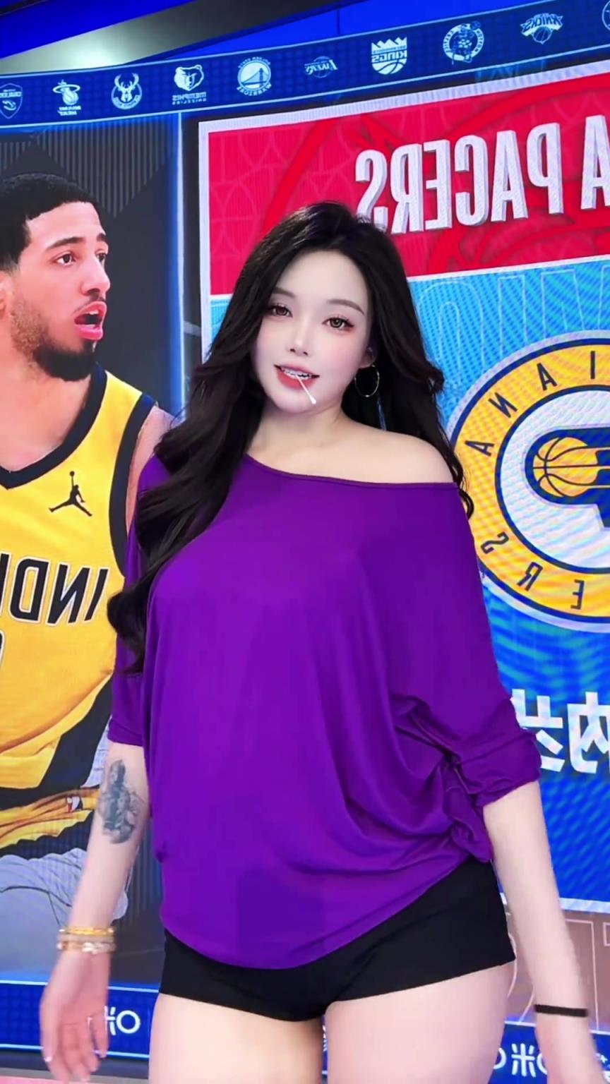 美女主播小太陽：年輕的將軍意氣風(fēng)發(fā)！ 哈利伯頓強的可怕